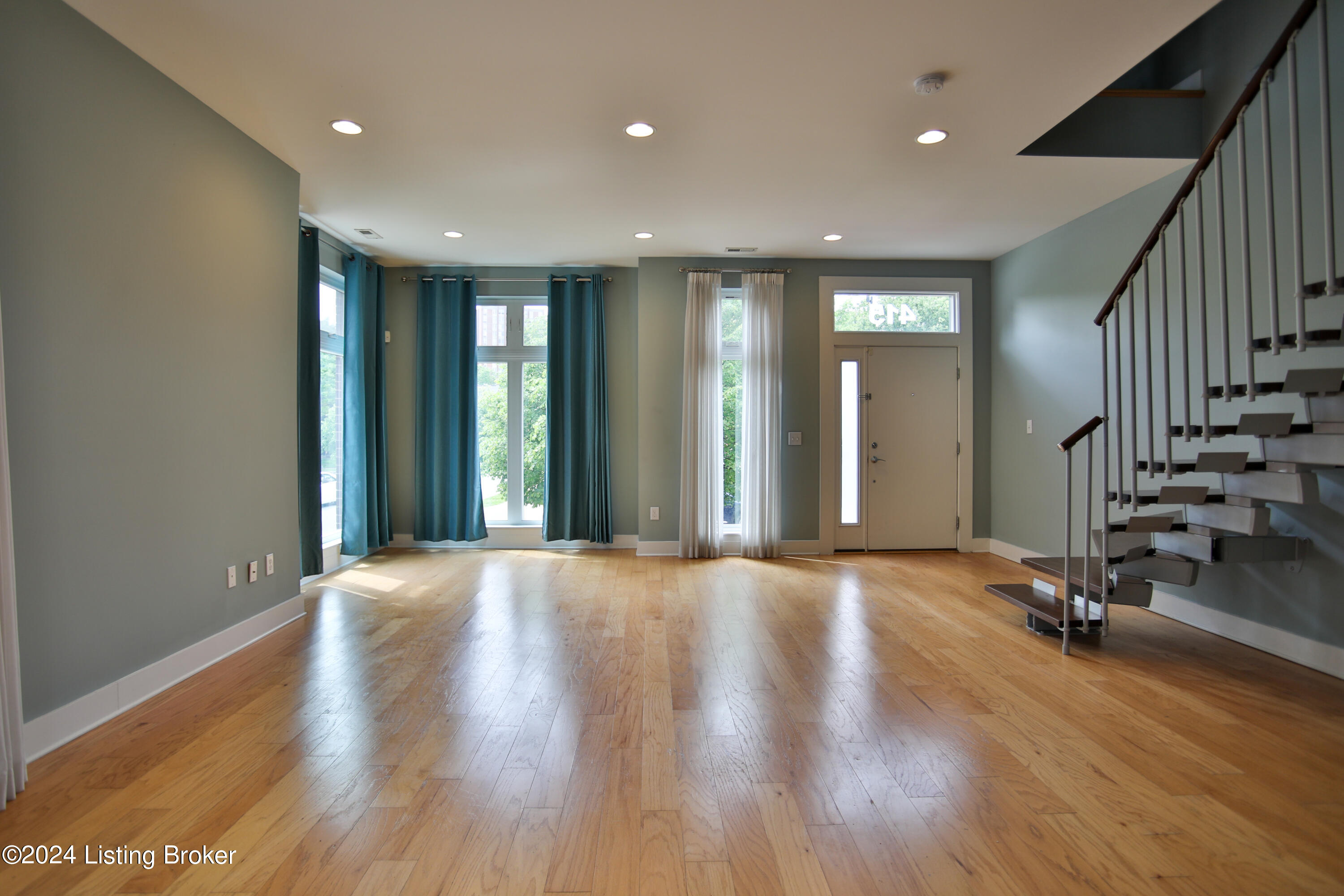 415 Hancock Green Pl 101-201