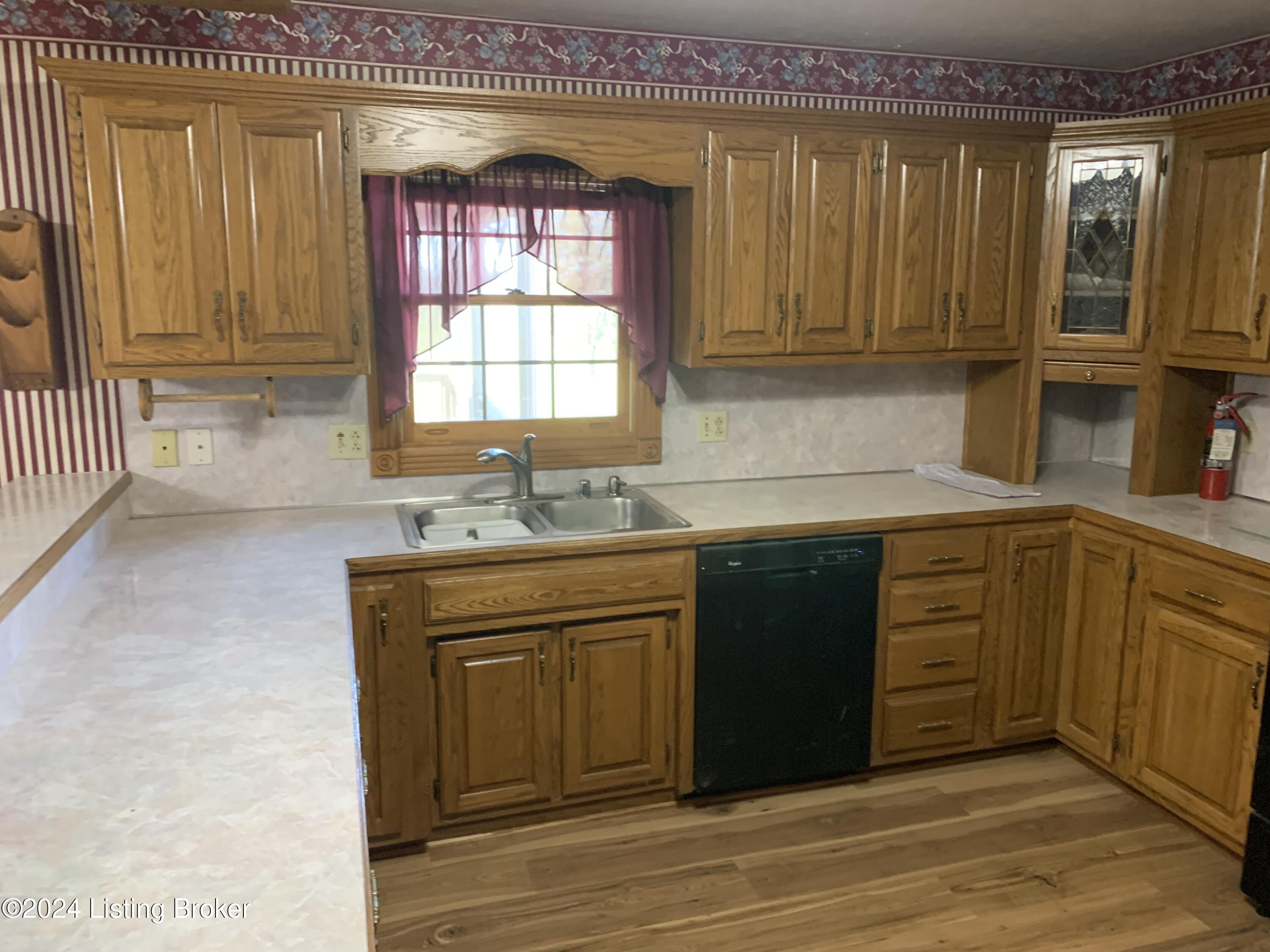 4953 Springfield Rd, Bardstown, Kentucky image 7