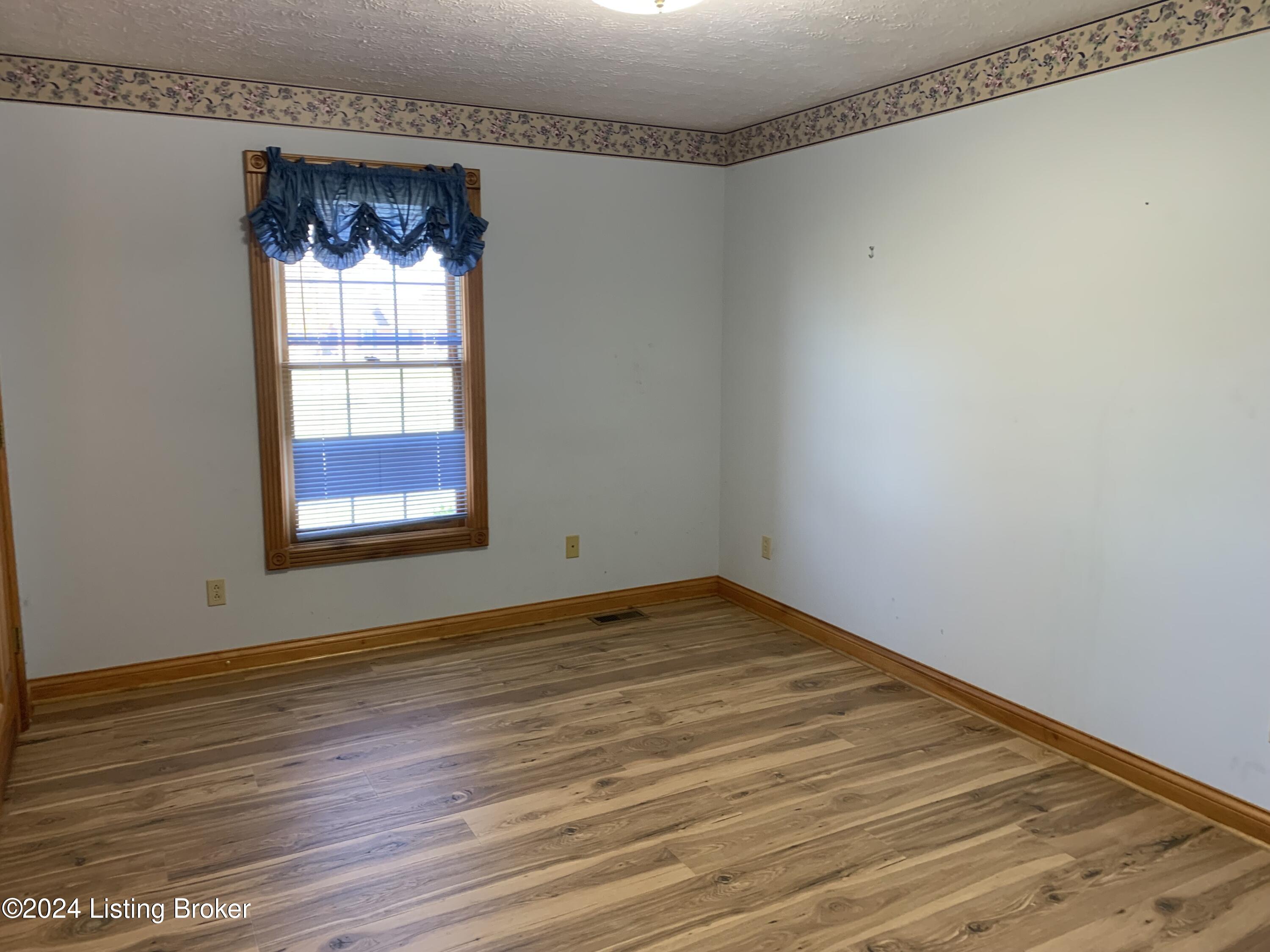4953 Springfield Rd, Bardstown, Kentucky image 16