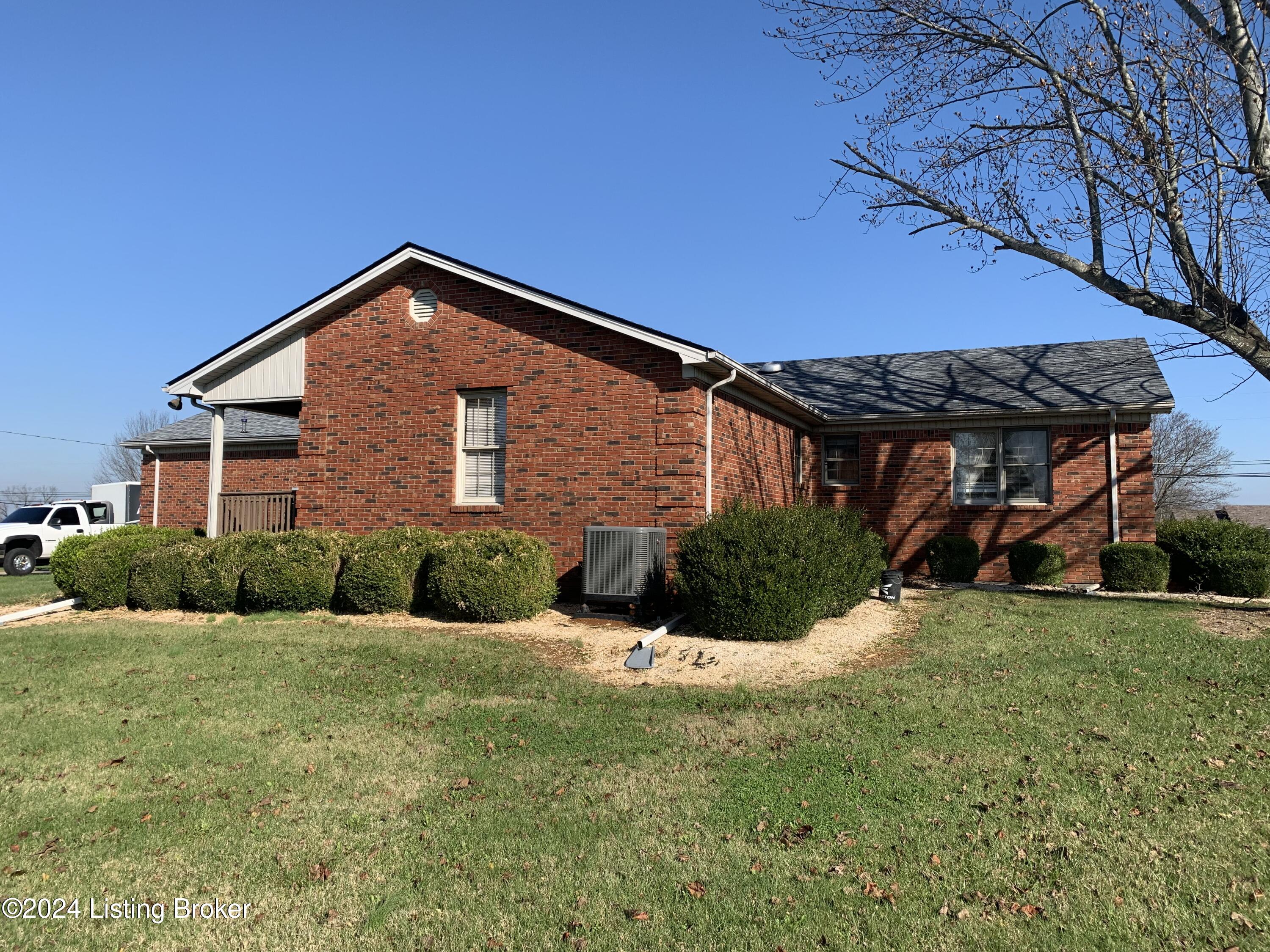 4953 Springfield Rd, Bardstown, Kentucky image 3