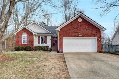 Photo of 11113 Brook Bend Ct, Louisville, KY 40229 (MLS # 1710082)