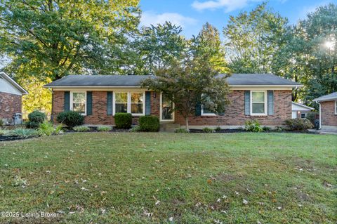 Photo of 7910 Oswego Cir, Louisville, KY 40214 (MLS # 1701724) Photo of 7910 Oswego Cir, Louisville, KY 40214 (MLS # 1701724)