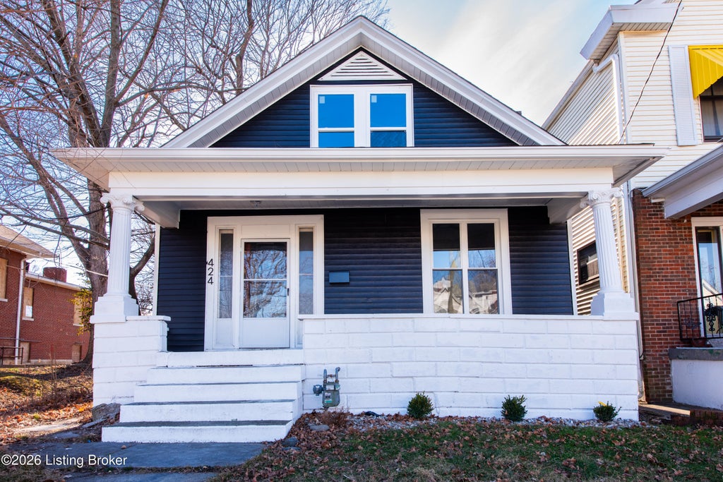 Photo of 424 Gwendolyn St, Louisville, KY 40203 (MLS # 1729588)