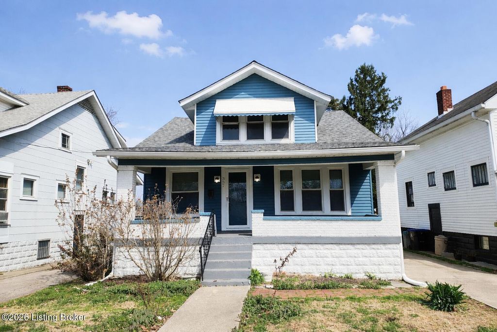 Photo of 337 W Kenwood Way, Louisville, KY 40214 (MLS # 1712118)