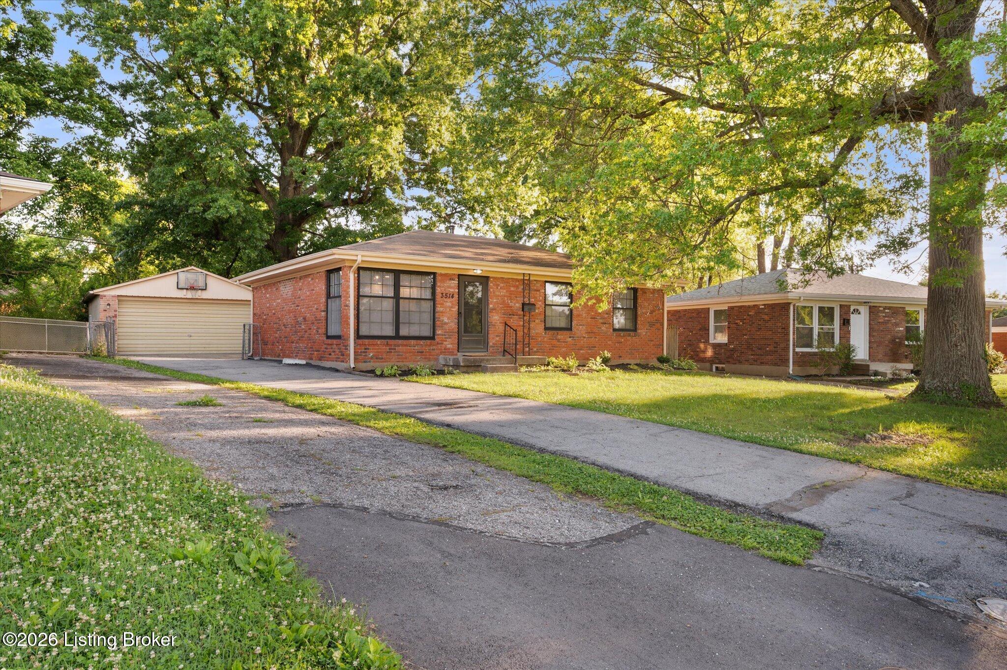 3514 Saint Edwards Dr