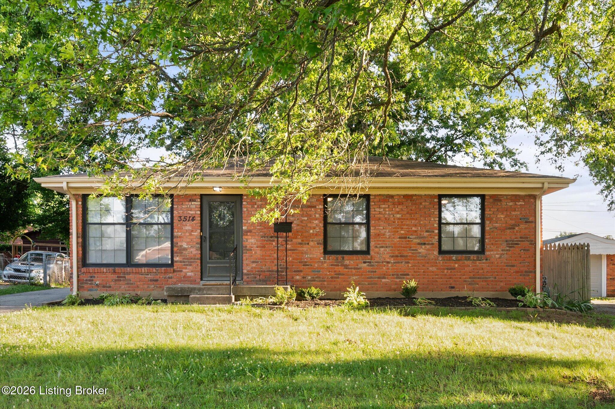 3514 Saint Edwards Dr