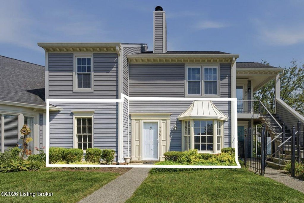 Photo of 700 Yorkwood Pl, Louisville, KY 40223 (MLS # 1727465)