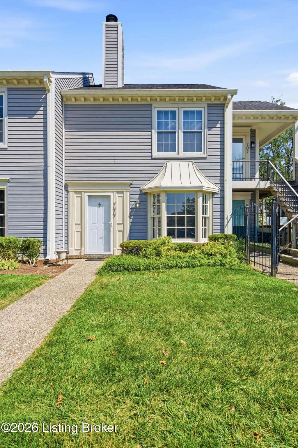Photo of 700 Yorkwood Pl, Louisville, KY 40223 (MLS # 1727465)