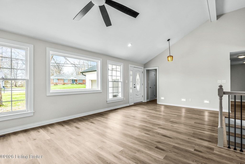 Photo of 400 Newman Way, Mt Washington, KY 40047 (MLS # 1713402)