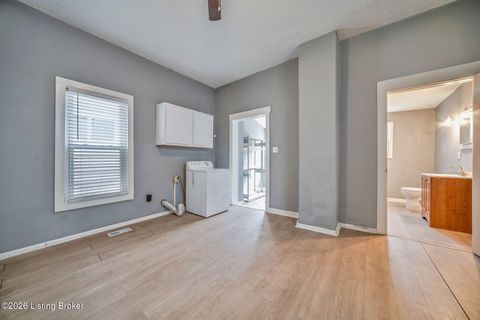 Tiny photo for 427 1/2 N 28th St, Louisville, KY 40212 (MLS # 1700040)