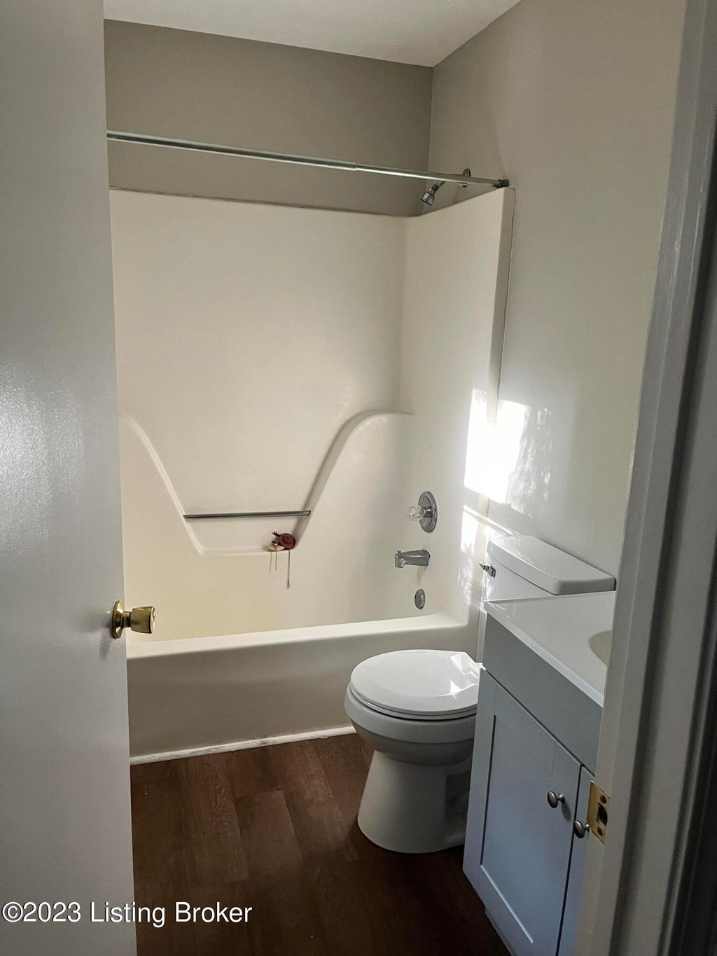 Photo of 7400 Woodreed Pl, Crestwood, KY 40014 (MLS # 1717631)