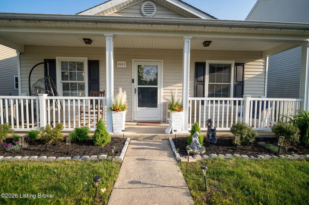 Photo of 9631 Riverwalk Ave, Louisville, KY 40229 (MLS # 1715616)