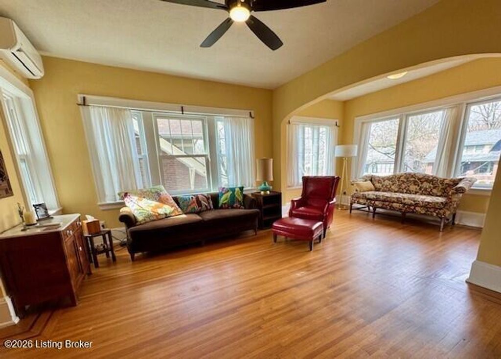 Photo of 2312 Alta Ave #3 Ave, Louisville, KY 40205 (MLS # 1710677)