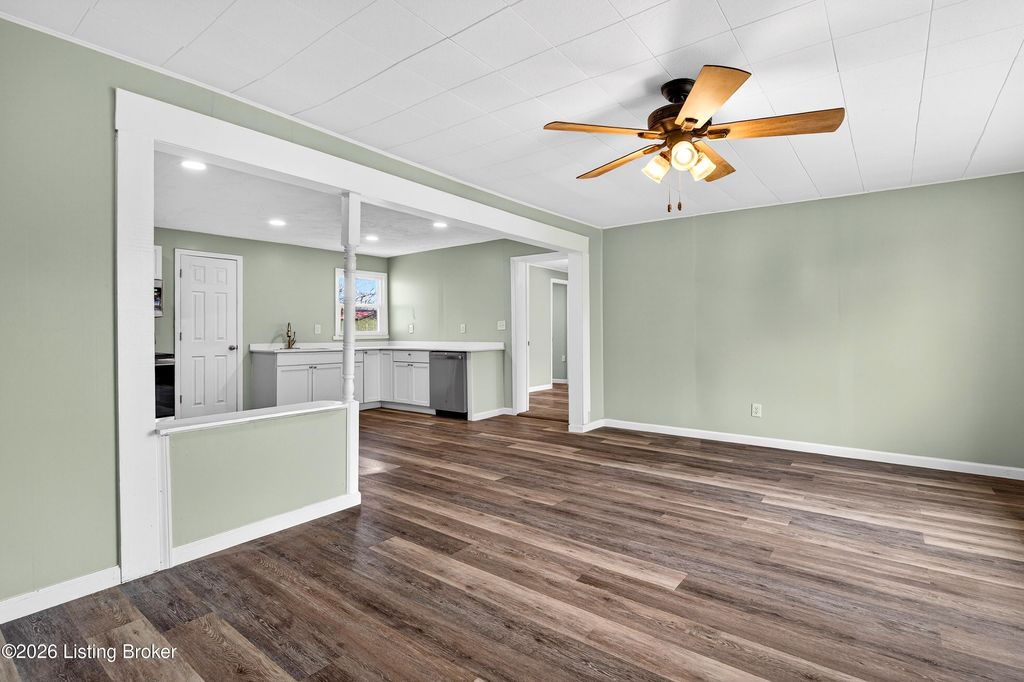 Photo of 213 Odell Ct, Taylorsville, KY 40071 (MLS # 1711096)