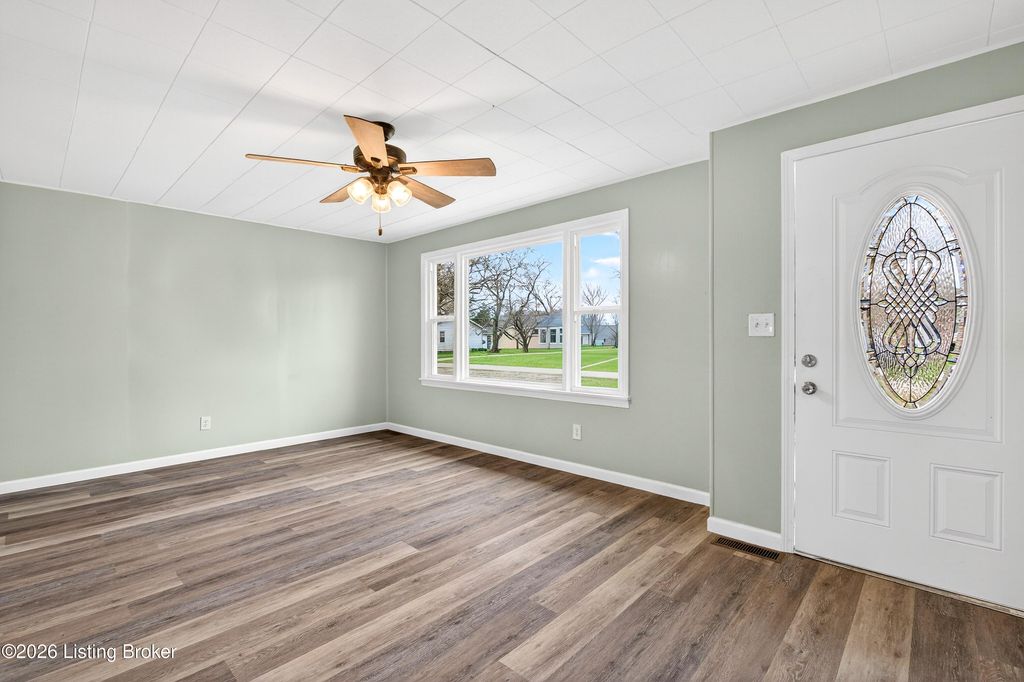 Photo of 213 Odell Ct, Taylorsville, KY 40071 (MLS # 1711096)