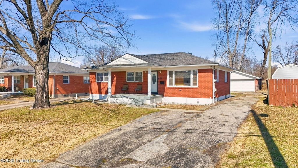 Photo of 2403 Adrienne Way, Louisville, KY 40216 (MLS # 1710331)