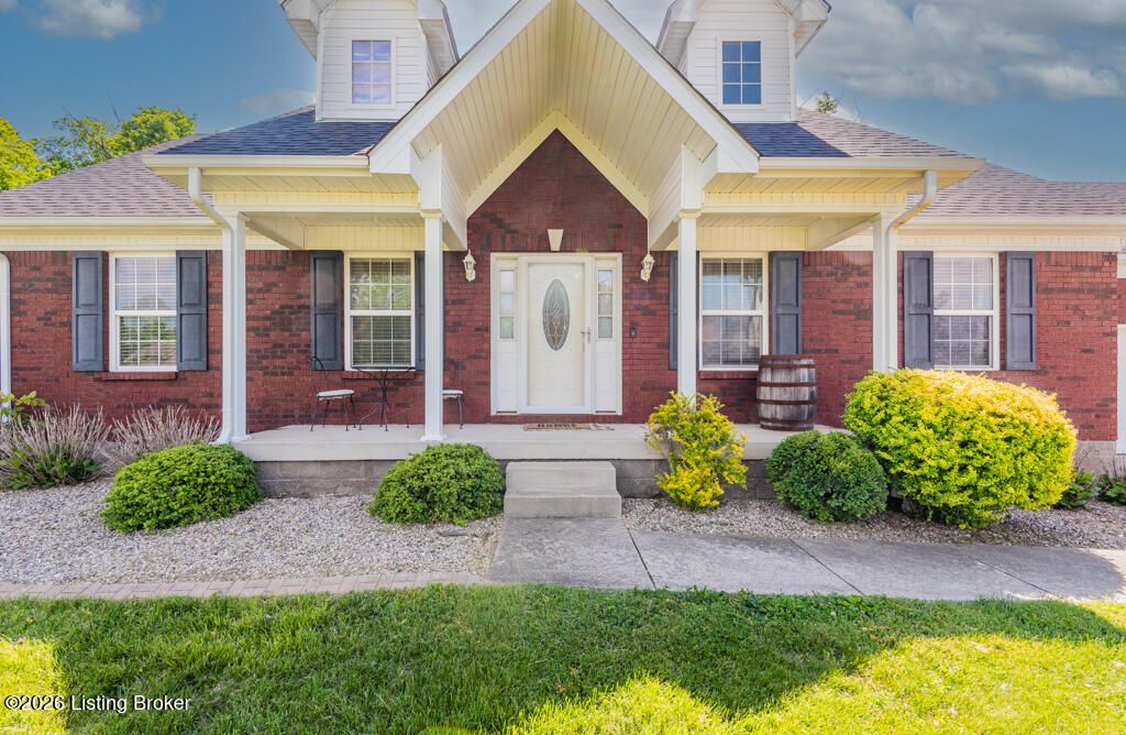 Photo of 107 Nashville Dr, Coxs Creek, KY 40013 (MLS # 1716951)