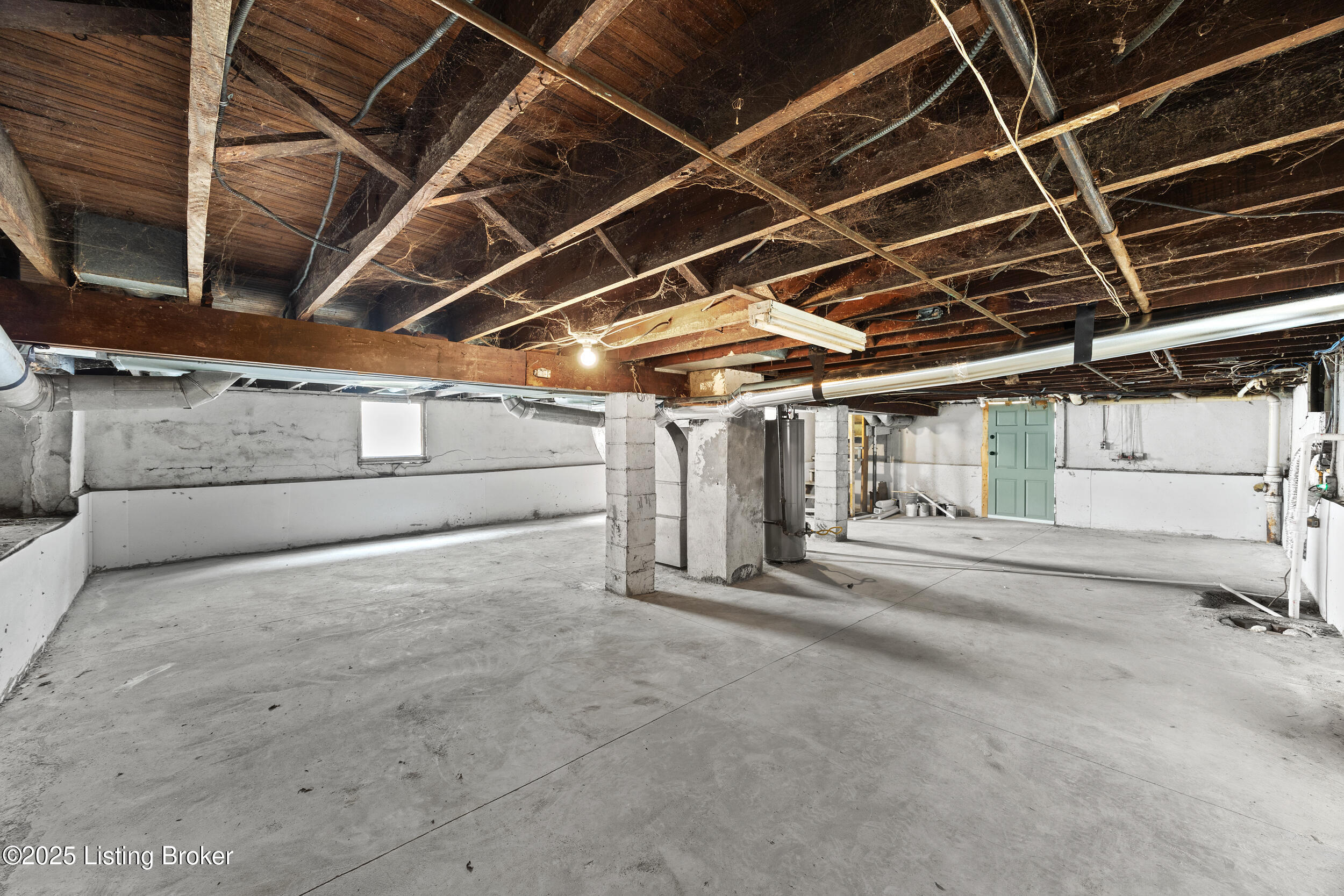 712 M St, Louisville, Kentucky image 35