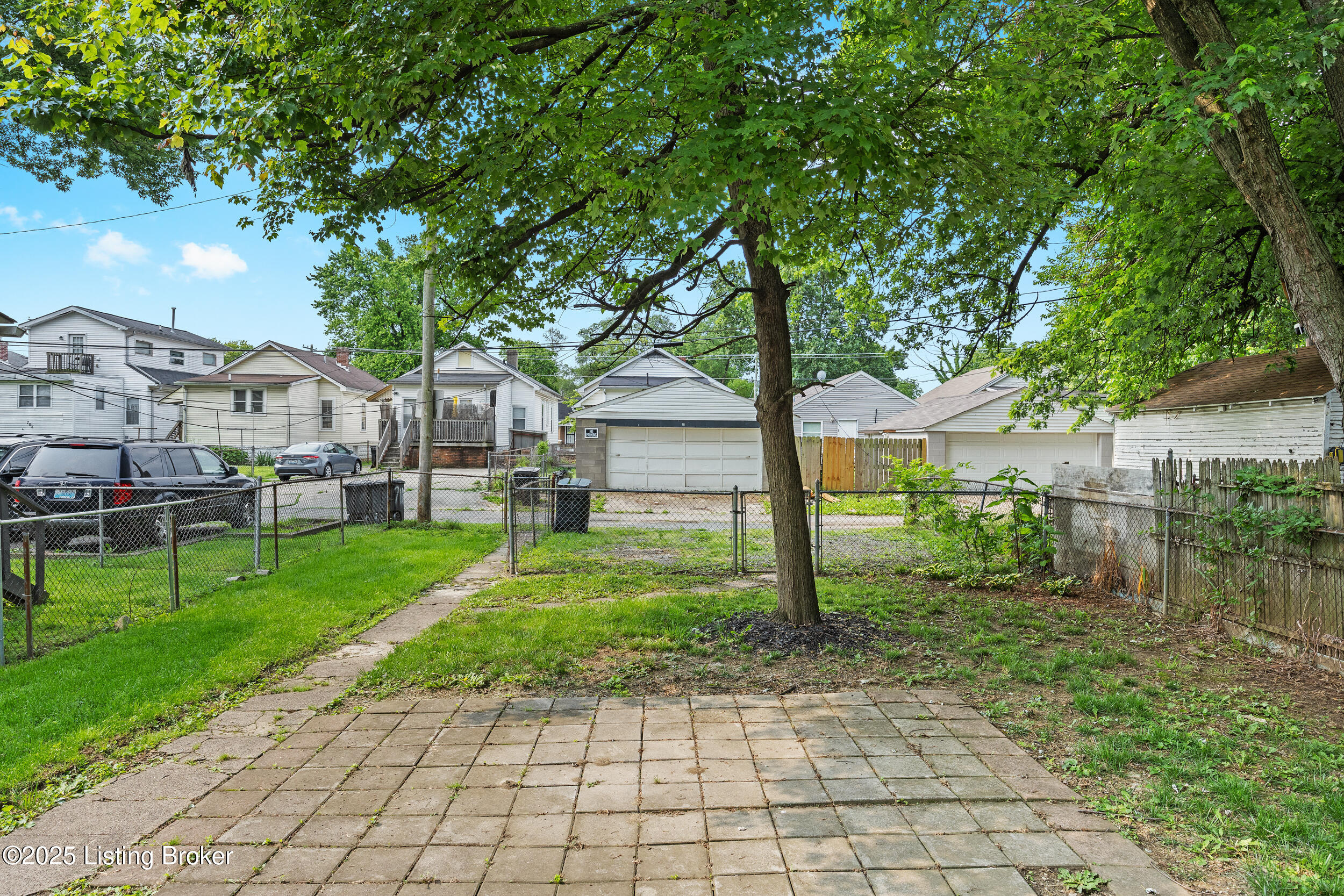 712 M St, Louisville, Kentucky image 39