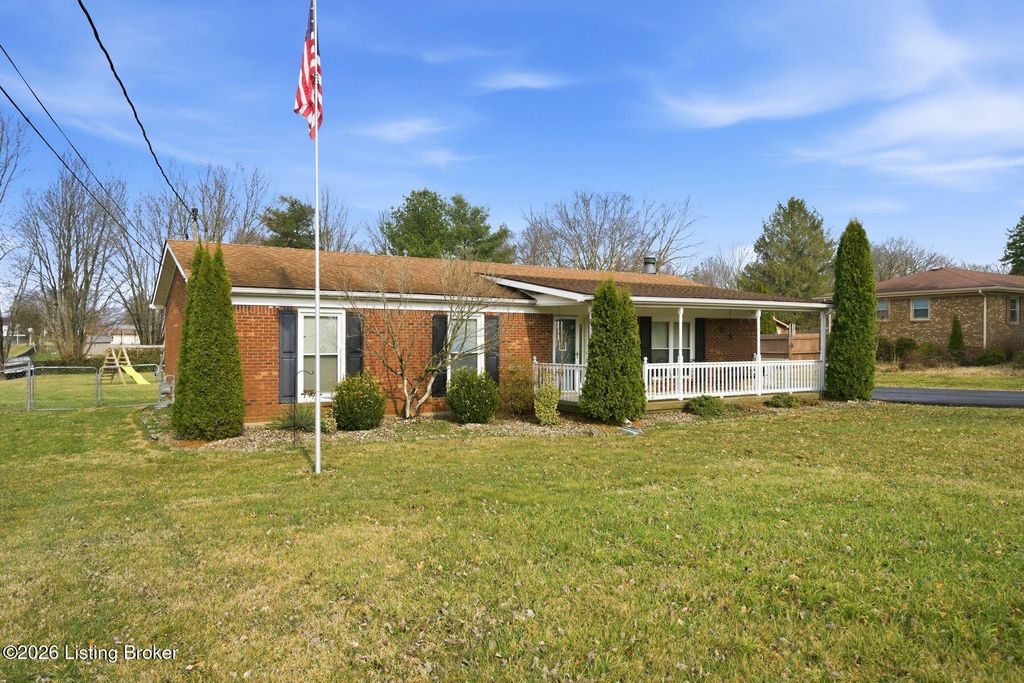 Photo of 272 Minnie Ln, Shepherdsville, KY 40165 (MLS # 1711940)