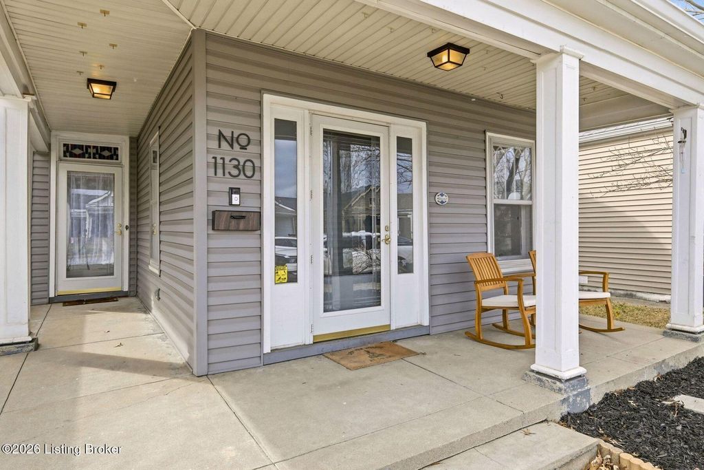 Photo of 1130 Forrest St, Louisville, KY 40217 (MLS # 1709907)