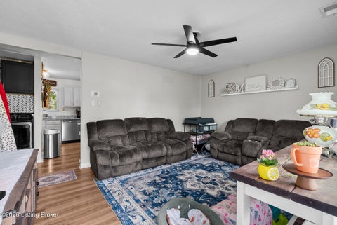 Tiny photo for 9923 Appollo Lane LN, Louisville, KY 40272 (MLS # 1729388)