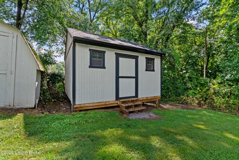 Tiny photo for 9923 Appollo Lane LN, Louisville, KY 40272 (MLS # 1729388)