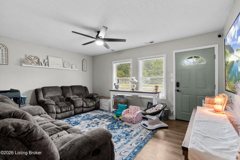 Tiny photo for 9923 Appollo Lane LN, Louisville, KY 40272 (MLS # 1729388)