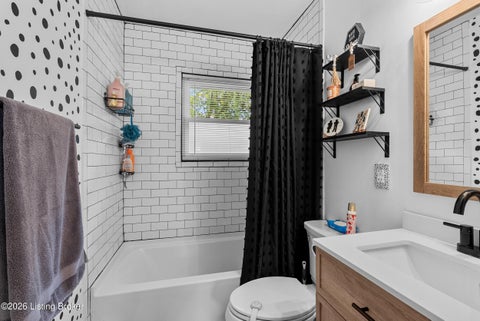 Tiny photo for 9923 Appollo Lane LN, Louisville, KY 40272 (MLS # 1729388)