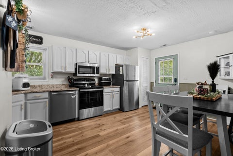 Tiny photo for 9923 Appollo Lane LN, Louisville, KY 40272 (MLS # 1729388)