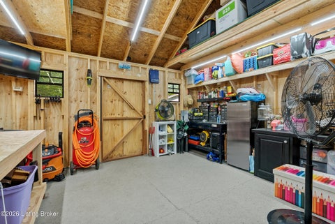 Tiny photo for 9923 Appollo Lane LN, Louisville, KY 40272 (MLS # 1729388)