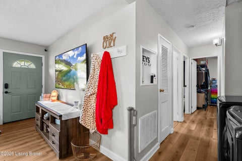 Tiny photo for 9923 Appollo Lane LN, Louisville, KY 40272 (MLS # 1729388)