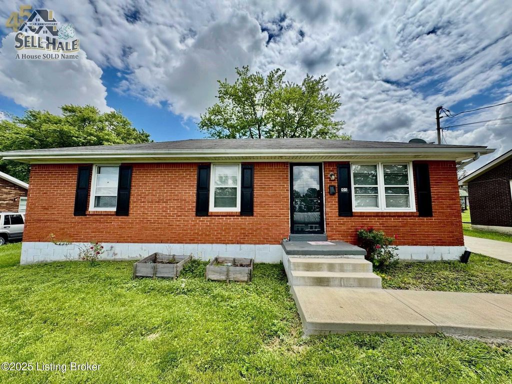 Photo of 105 Rizer Ave, Springfield, KY 40069 (MLS # 1703610)