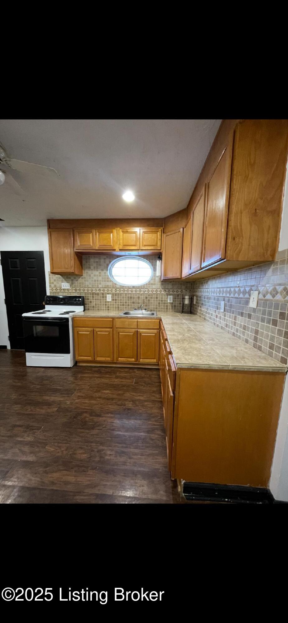 663 N 25th St, Louisville, Kentucky image 8