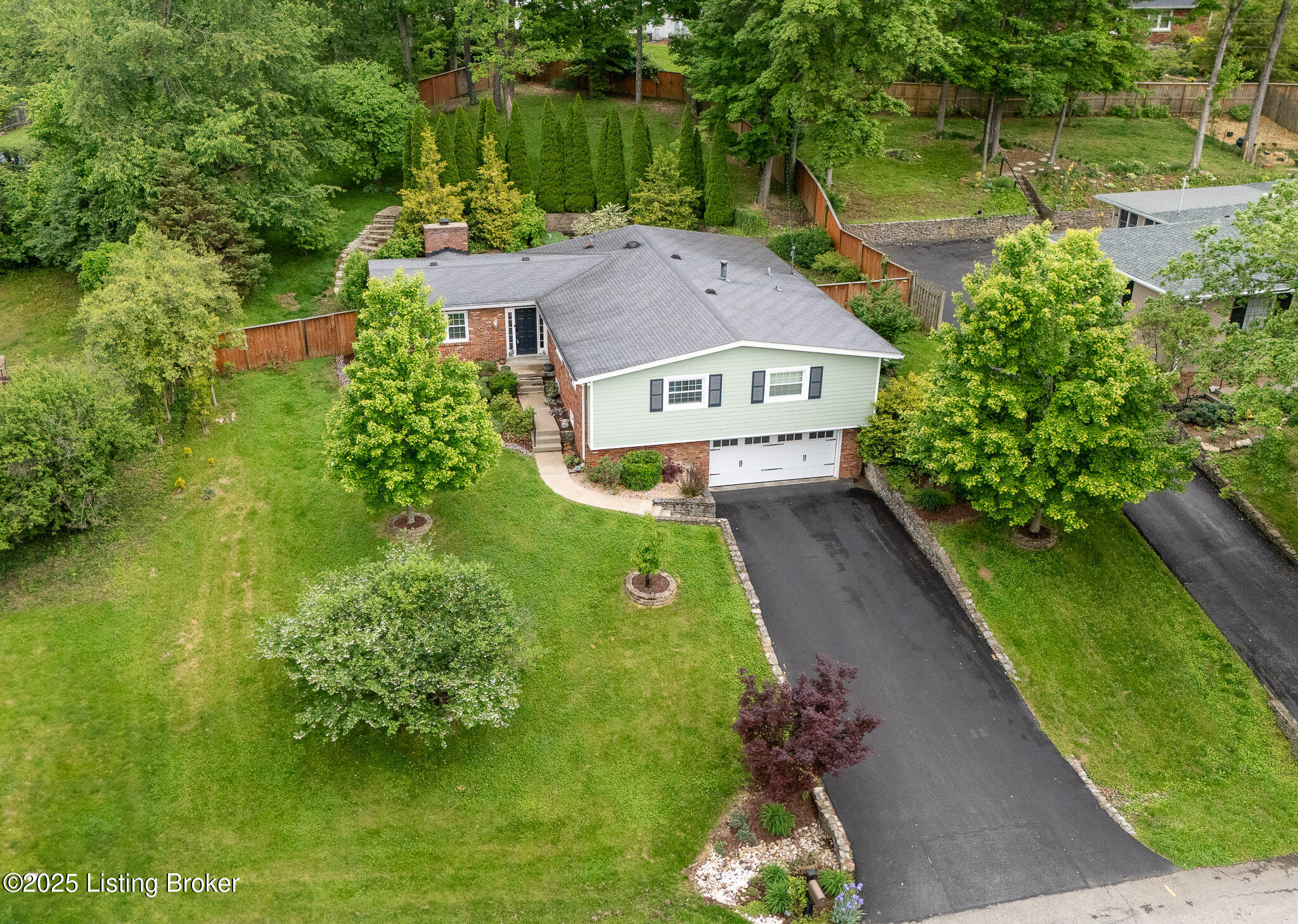 221 Choctaw Rd, Louisville, Pennsylvania image 4