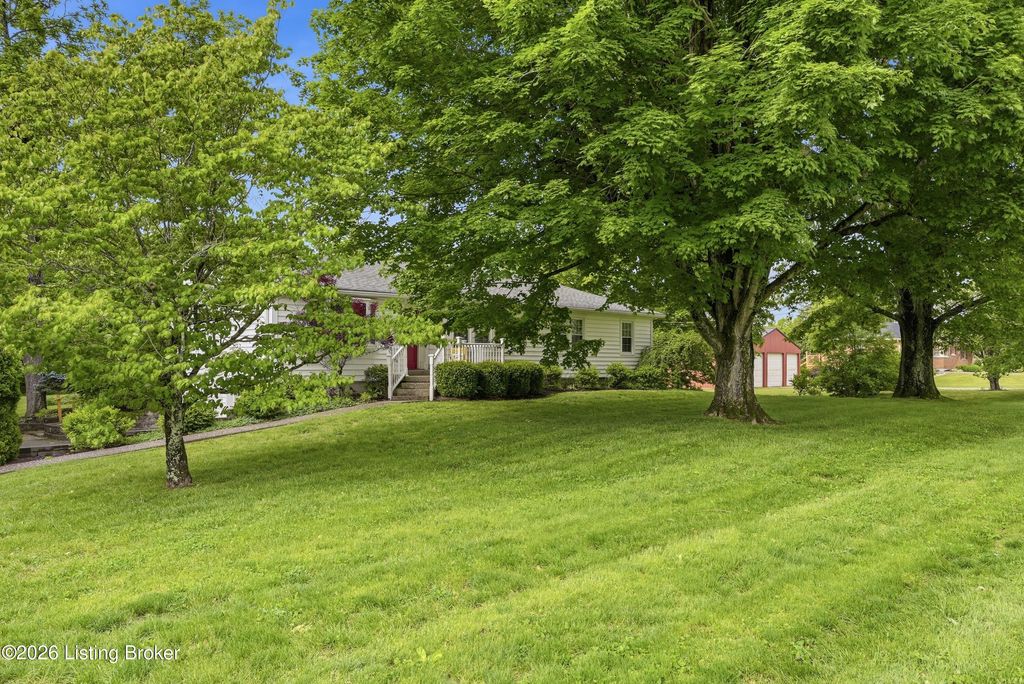Photo of 9518 Thixton Ln, Louisville, KY 40291 (MLS # 1716575)