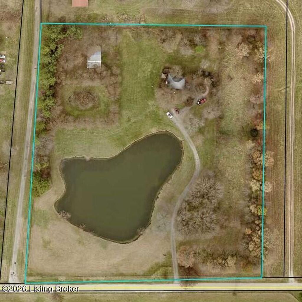 Photo of 1124 Taylor Wood Rd, Simpsonville, KY 40067 (MLS # 1708294)