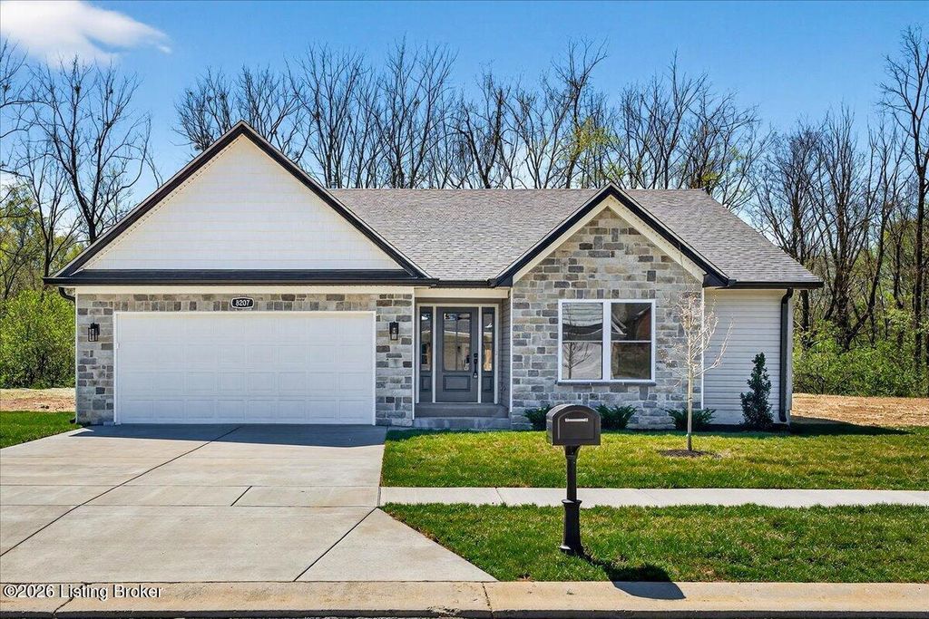 Photo of 8207 Roseborough Rd, Louisville, KY 40228 (MLS # 1713925)