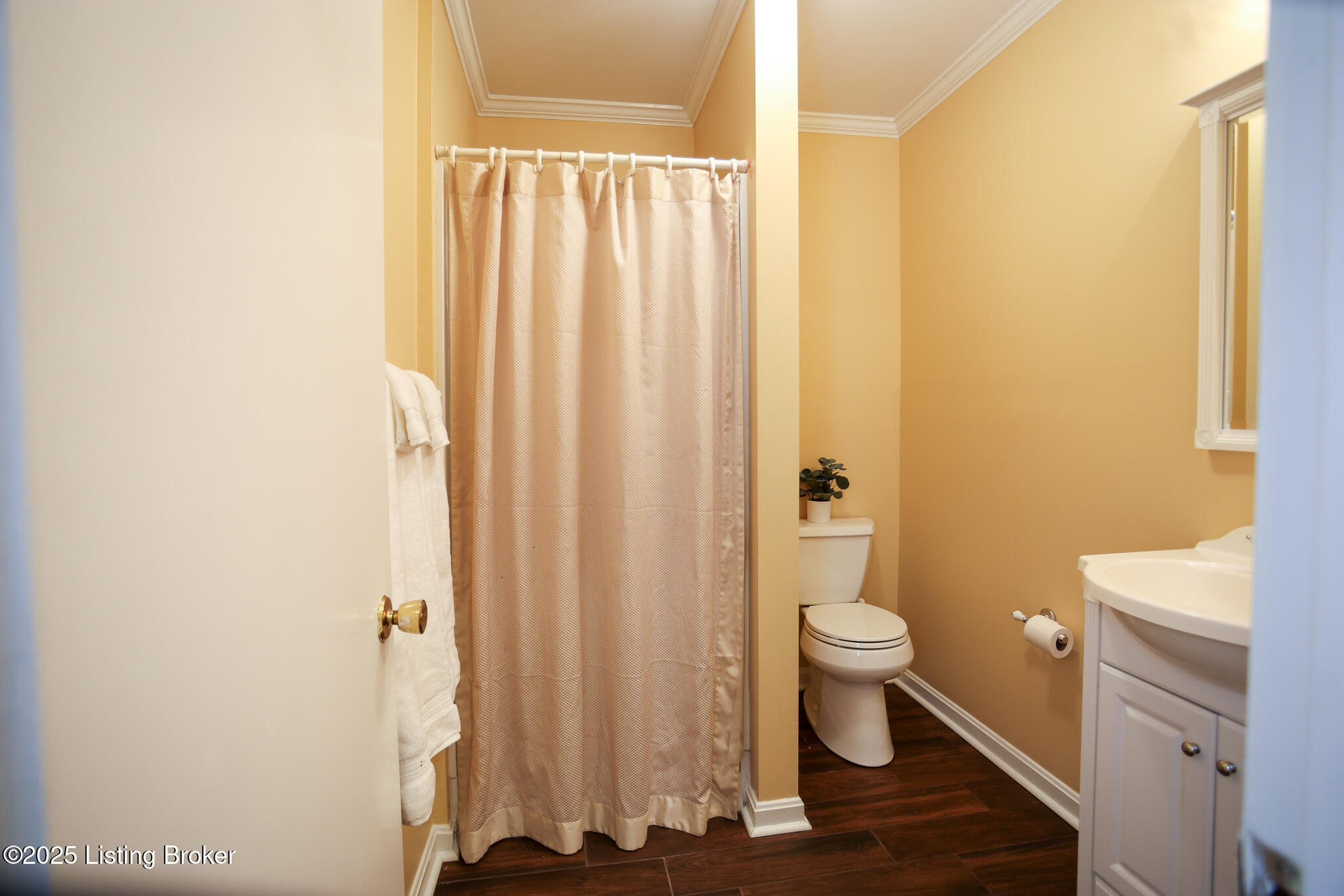 3521 Warner Ave, Louisville, Kentucky image 18