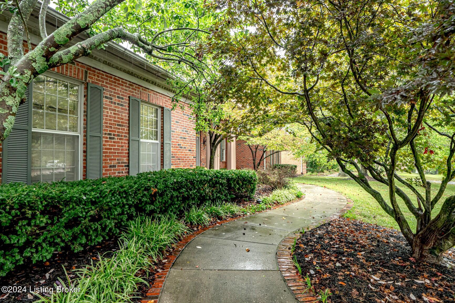 1450 St Andrews Dr, Shelbyville, Kentucky image 3