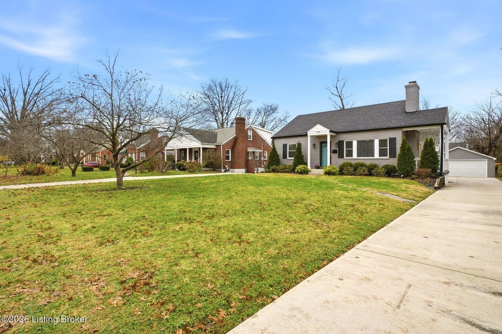 Photo of 228 Sage Rd, Louisville, KY 40207 (MLS # 1724900)