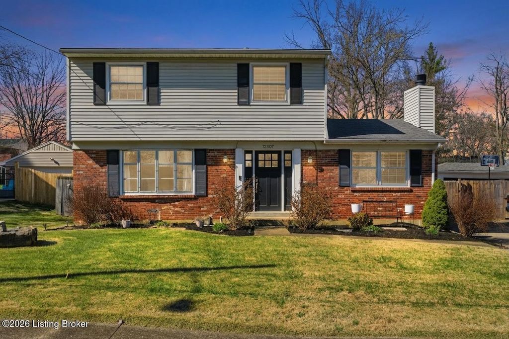 Photo of 12507 Echo Bridge Rd, Louisville, KY 40243 (MLS # 1711431)