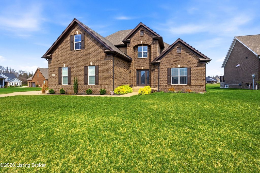 Photo of 11527 Angel Falls Dr, Prospect, KY 40059 (MLS # 1712564)