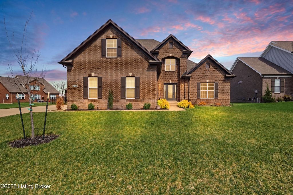 Photo of 11527 Angel Falls Dr, Prospect, KY 40059 (MLS # 1712564)