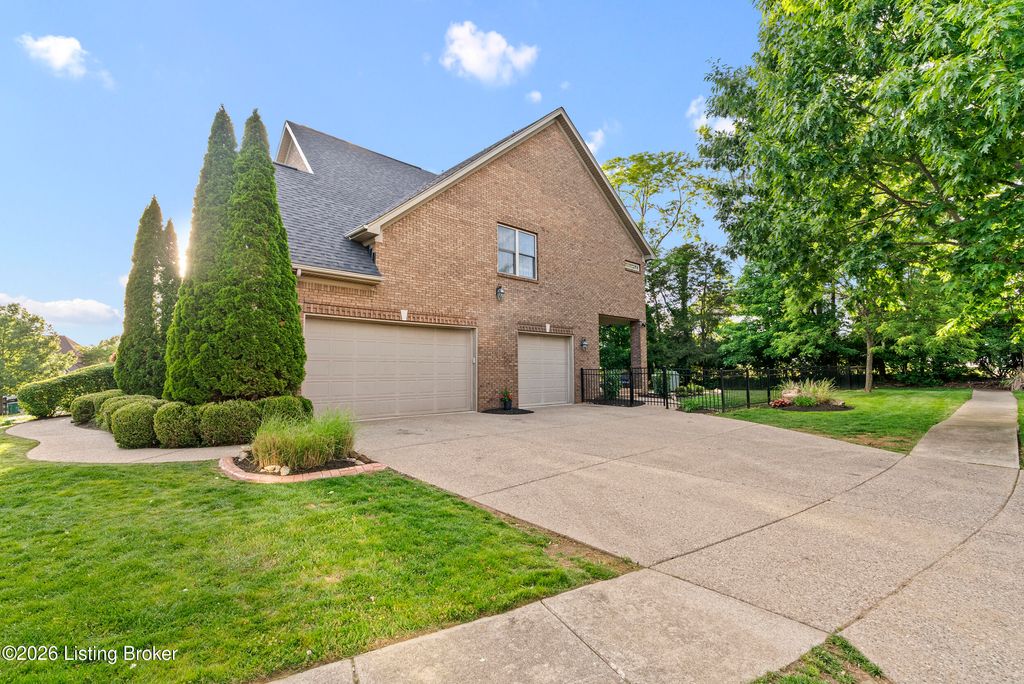 Photo of 11000 Lavender Way, Louisville, KY 40291 (MLS # 1717347)