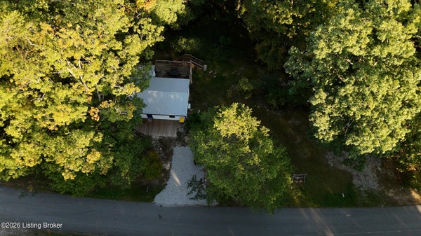 318 WOODLAND DR, MAMMOTH CAVE, KY 42259 - Image f2b0e0ce991c5e63a9772247f7a8d424/2107169712