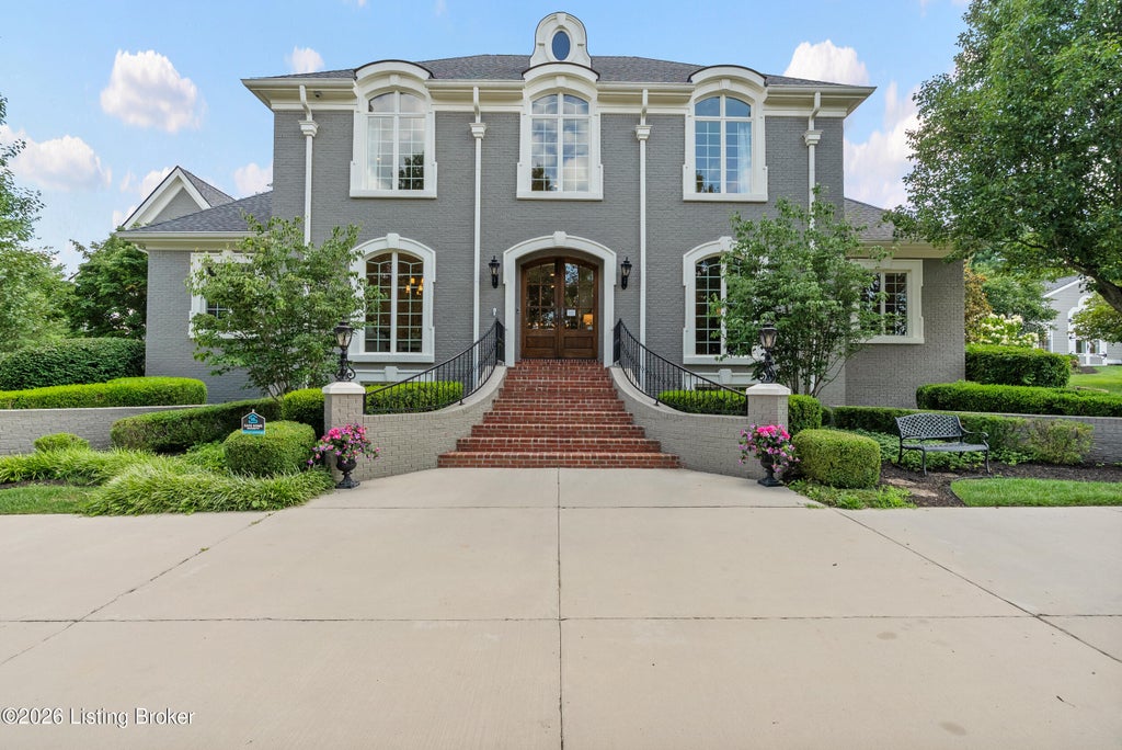 Photo of 12007 Hunting Crest Dr, Prospect, KY 40059 (MLS # 1723933)