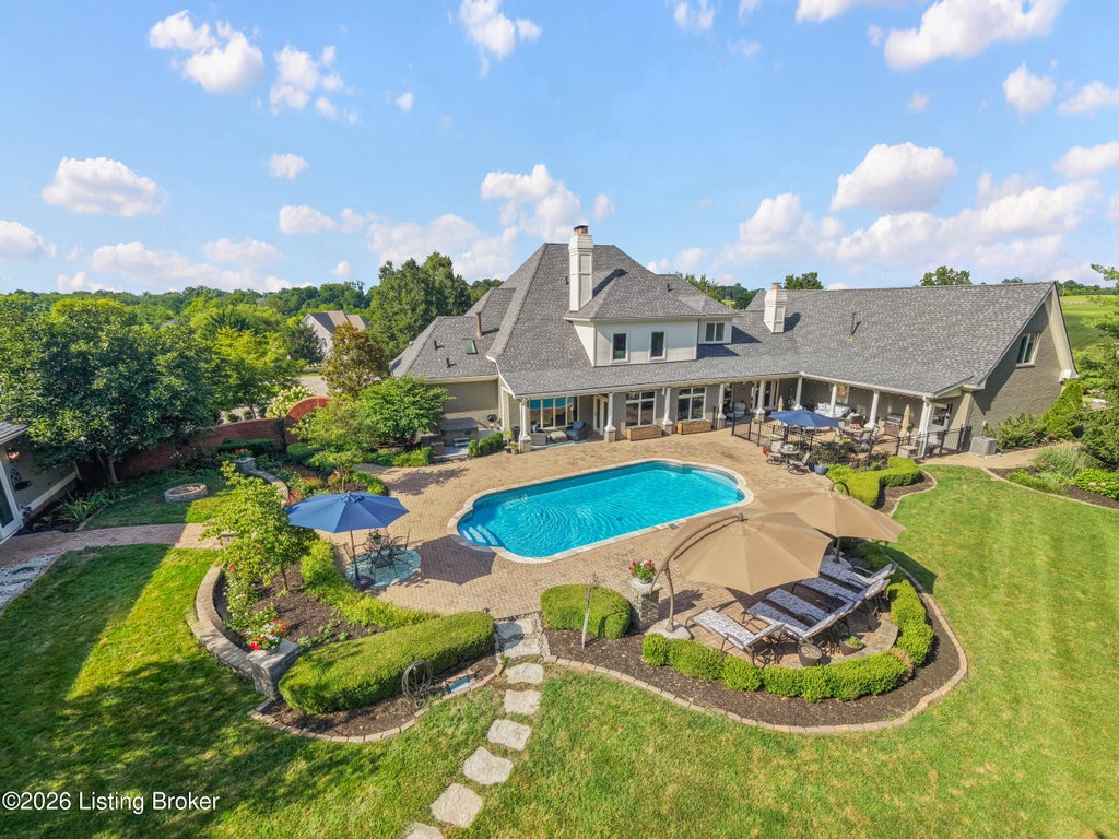 Photo of 12007 Hunting Crest Dr, Prospect, KY 40059 (MLS # 1723933)