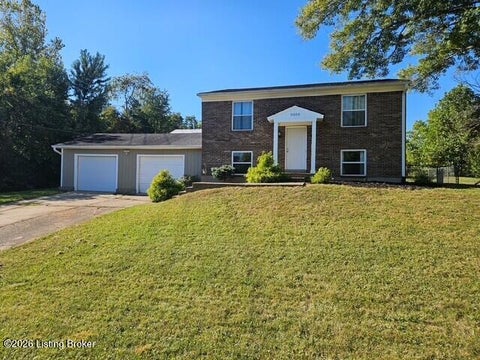 Homes For Sale - 9300 Hillridge Dr<br/> Oldham County, Pewee Valley, KY 40056