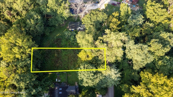 3024 EASTERN AVE, LOUISVILLE, KY 40206 - Image f2bbd0b083cfc910293f2aa217fc746a/2279985669